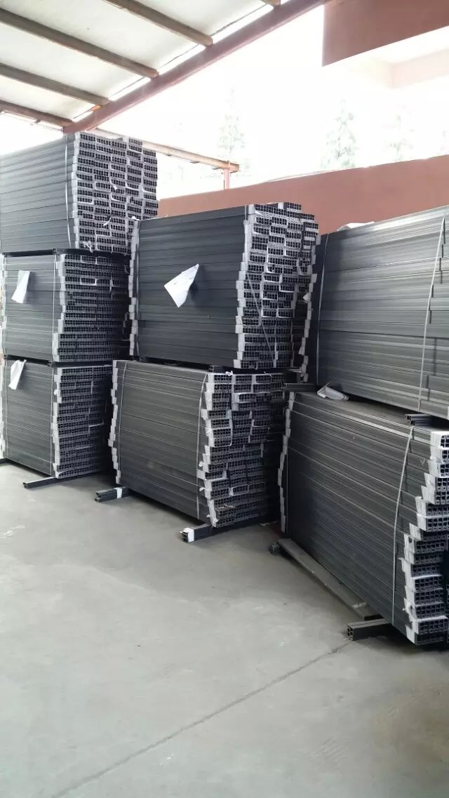 附框、副框、門窗副框、鋼塑共擠附框